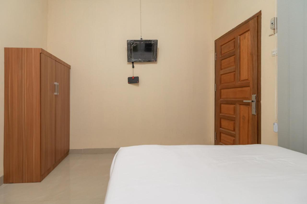 Urbanview Hotel Salsabilah Palembang By Reddoorz ภายนอก รูปภาพ