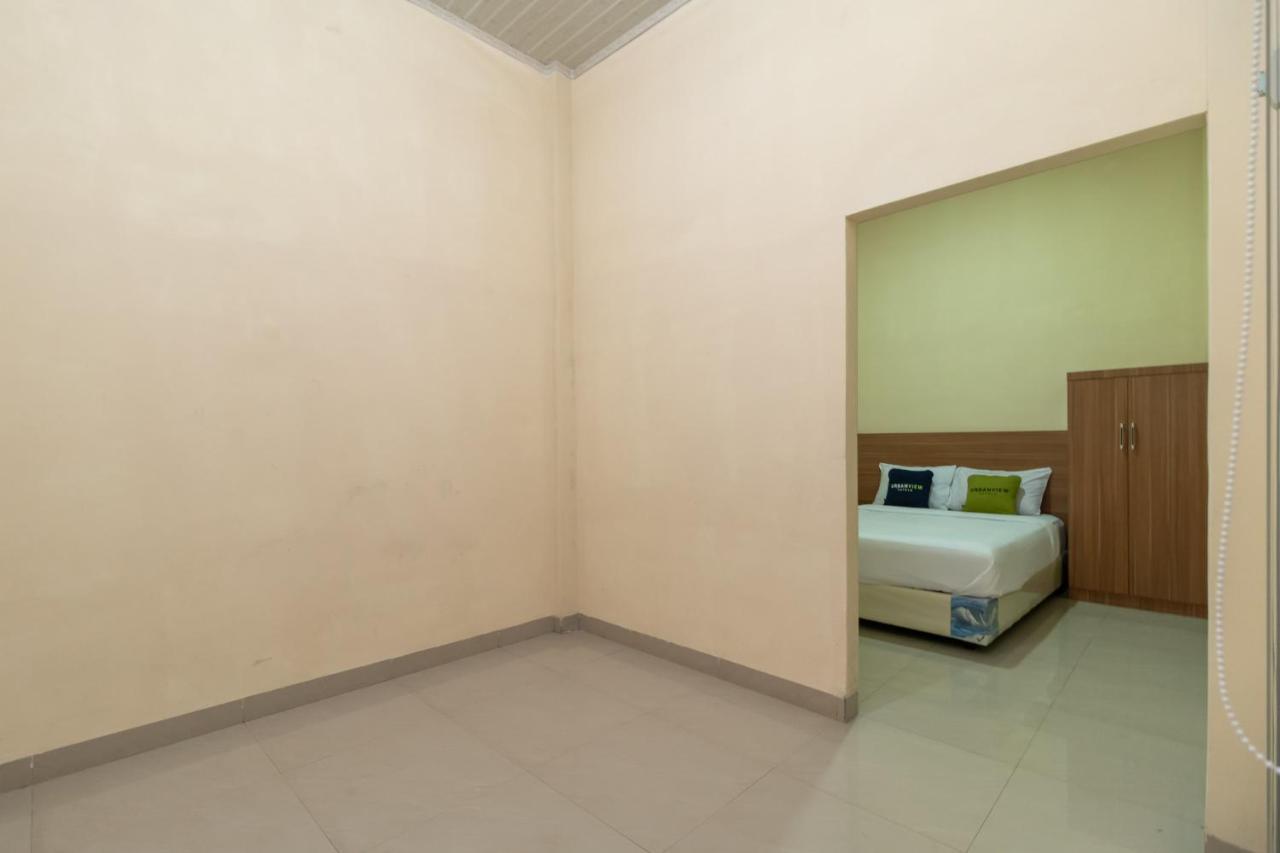Urbanview Hotel Salsabilah Palembang By Reddoorz ภายนอก รูปภาพ