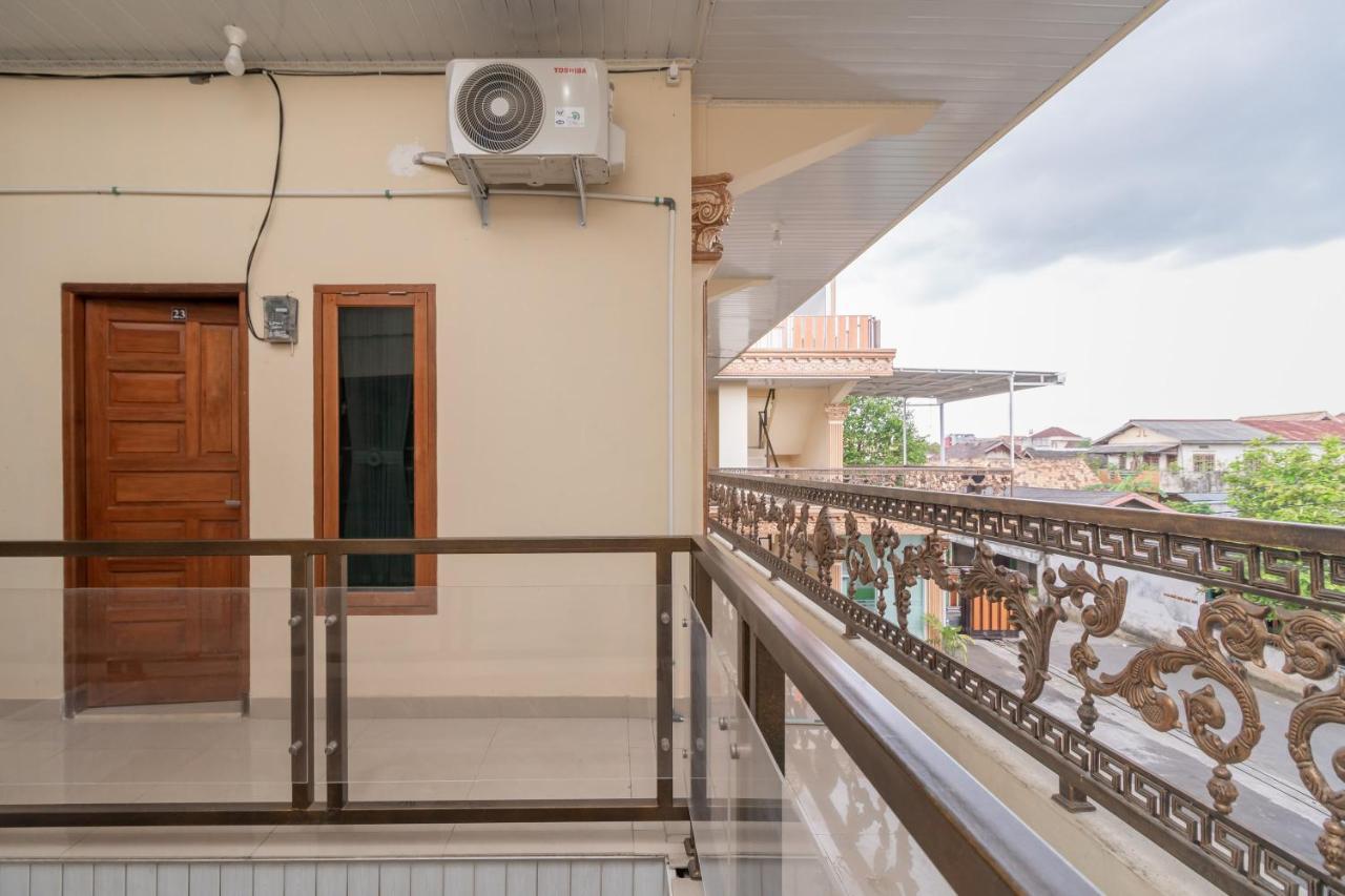 Urbanview Hotel Salsabilah Palembang By Reddoorz ภายนอก รูปภาพ