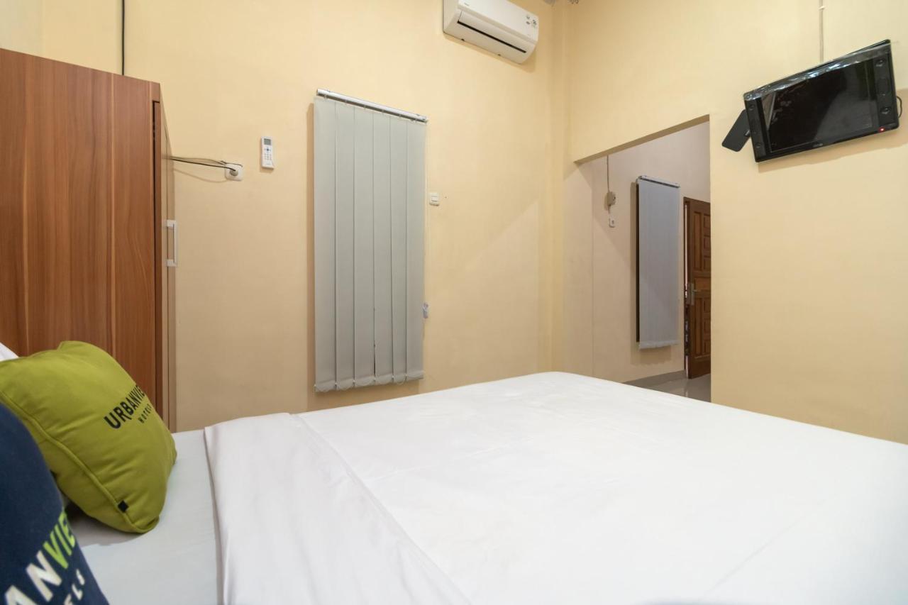Urbanview Hotel Salsabilah Palembang By Reddoorz ภายนอก รูปภาพ