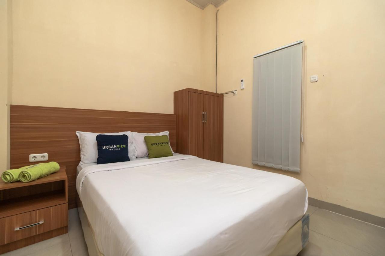 Urbanview Hotel Salsabilah Palembang By Reddoorz ภายนอก รูปภาพ